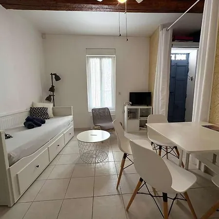 Charme Et Confort A Vnedres Feriehus *